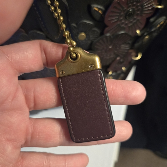 CoachTea Rose Dakota bag top handle with strap black / burgundy- Collector's - Picture 16 of 16